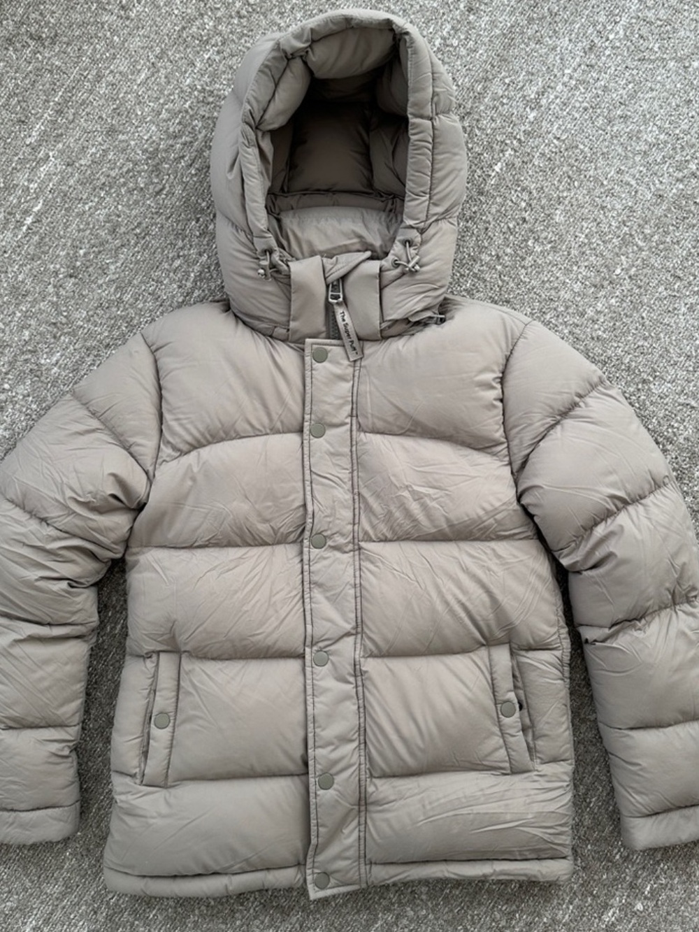 Aritzia TNA Super Puff Original